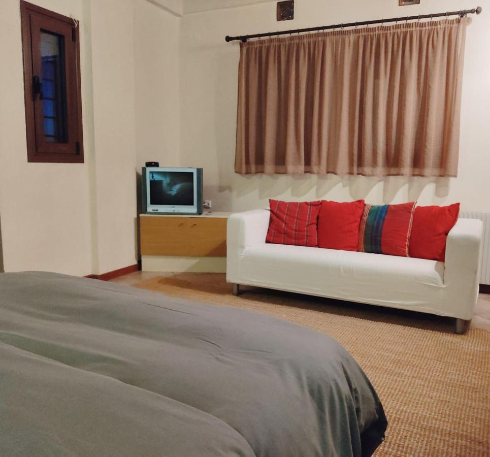 Klio Guesthouse 波尔塔里亚 外观 照片